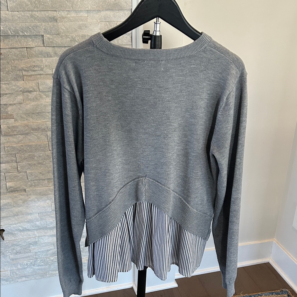 Heartloom Gray Layered Shirt Hem Sweater | Mixed Media Knit | Medium